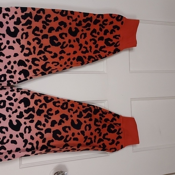525 America X Revolve Dip Dyed Leapord Print Jogger - Picture 6 of 12
